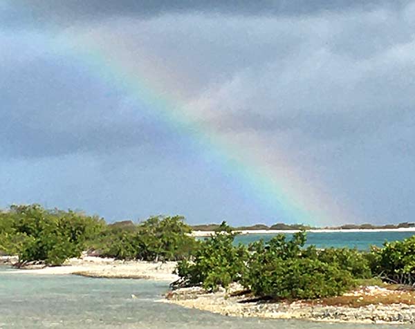 Een regenboog op Bonaire.